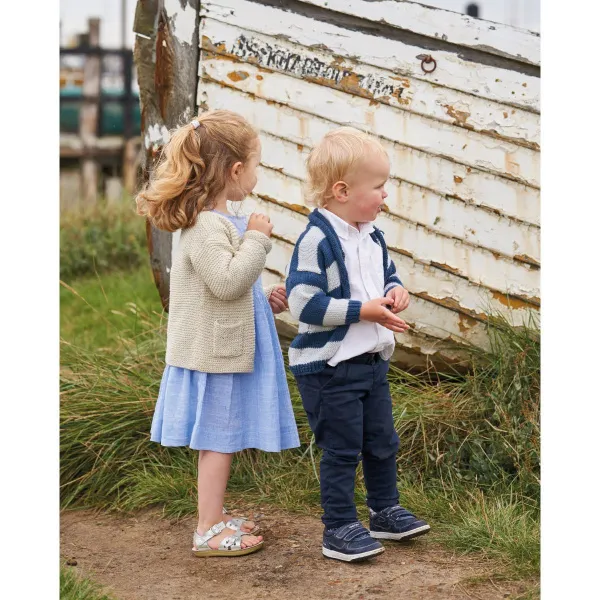 товар Книга Rowan "Essentail Toddlers", дизайнер Quail Studio, 10 моделей, 9780993590870 